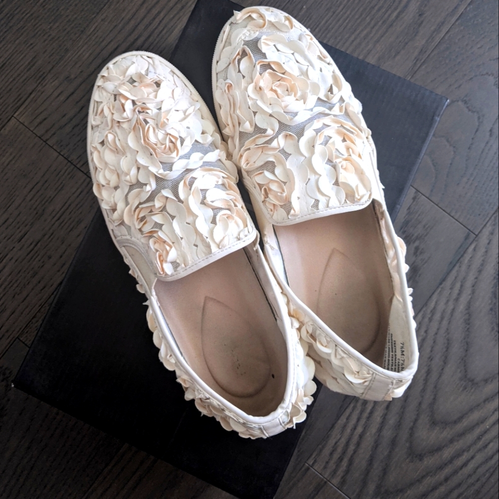 Issac Mizrahi Slip-On Sneakers